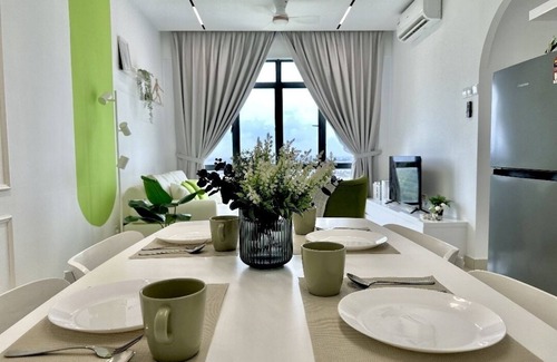 Taman Daya Apartment | ARC Austin Hills Residensi By Antlerzone