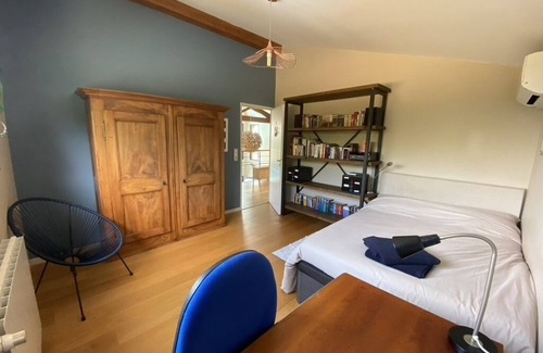 Castres House | Architect-designed house set in 2 hectares of grounds with heated pool and spa