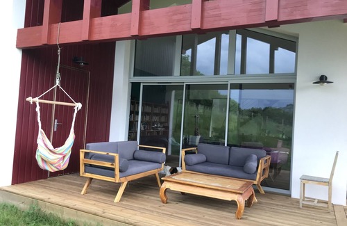 Helette Villa | Architect-designed house in the heart of the Basque Country