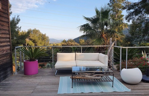 La Valette-du-Var Villa | Architect villa p/south 140 m2, private swimming pool