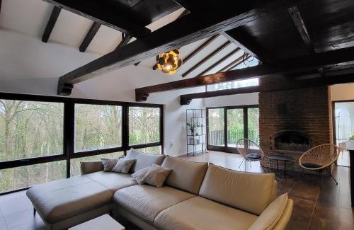 Sudstadt Villa | Architektenhaus am Waldrand mit Sauna