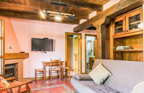 Pembes Apartment | Are you dreaming of an eventful vacation in the mountains? Then this quiet vacation apartment in rus
