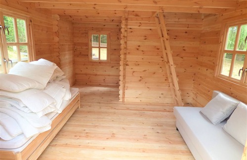 Douville-sur-Andelle Villa | Area 8000m2: Villa / Lounge-Pool int./ Tennis / 50ACTIVITIES near Lyons La Foret