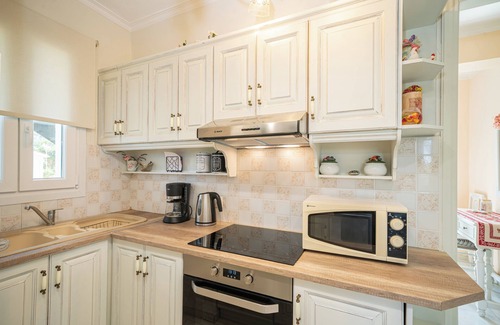 Minia Apartment | Ariadni seaview apartment