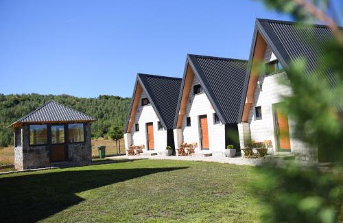 Tepacko Polje House | 'ARIJA' Cozy Weekend Cottage