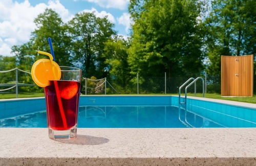 Anopolis Apartment | Aristotelia Gi Studio - Cozy Poolside Bliss