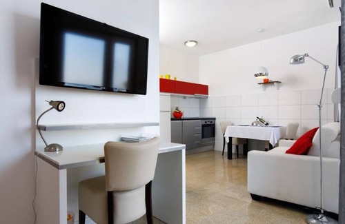 Stobrec Apartment | Ark Beach Apartment - Rabbit