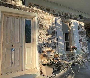 Kantanos-Selino House | Armela