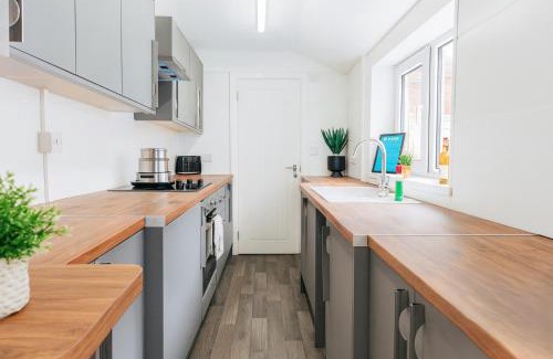 Stainburn House | Armstrong St - Cosy 3 Bedroom Home