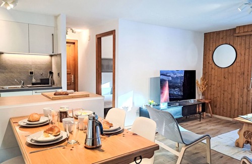 Champex-Lac Apartment | Arolla R01 by Interhome