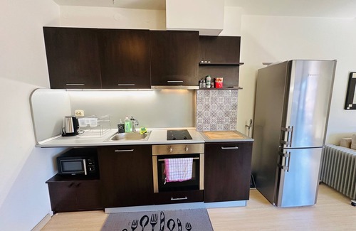 Kvartal Noviya Grad Apartment | Art Apartment Sleeps 4, Mountain Views