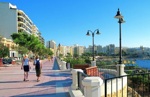 Sliema Apartment | Art Deco Apartment in Central Sliema