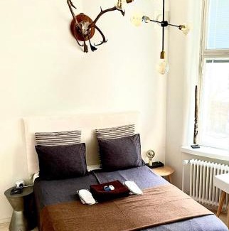 Punavuori Apartment | Art Nouveau - Jugend Talo in Helsinki Center Apartment