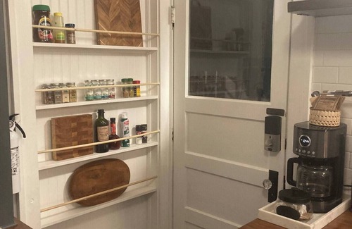 Sheridan Apartment | Artful Abode Main Level Cottage in Sheridan, WY