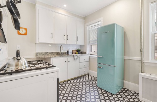 Beverly Apartment | Artful Escape Minutes to Salem, Beach and Train to Boston Private Parking