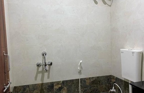 Hireguthi House | Artham The River View