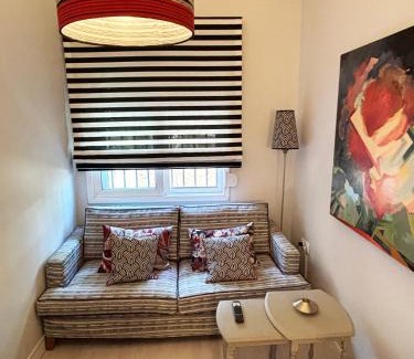 Anafiotika Apartment | Arthome Acropolis Spot