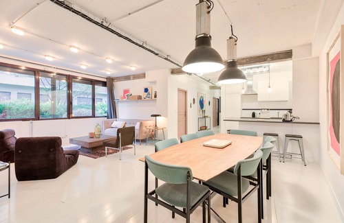 Pere Lachaise Apartment | Artist & Design Loft - 10 guests - 5min. walk from metro