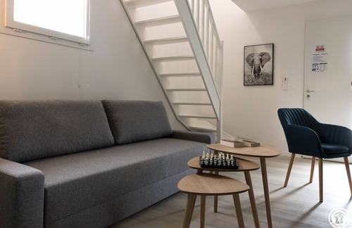 Cugnaux Apartment | Asato" family duplex for 4 people
