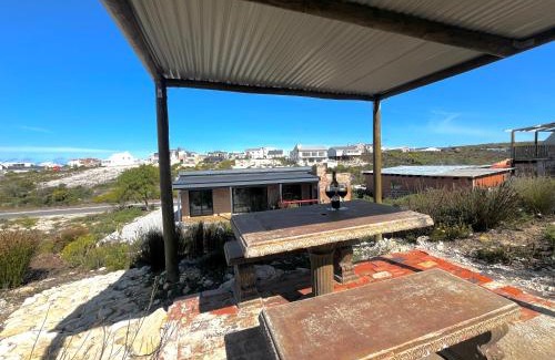 L'Agulhas House | Asem-Skep, Struisbaai