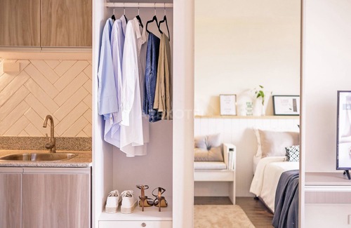 Mabolo Apartment | Astonishing Home Office Balcony Cebu CBD Furnished