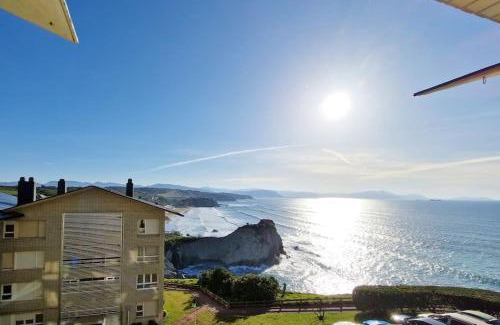Sopelana Apartment | ASTONISHING SEA VIEWS - Club & Pool & Parking by ALOHA Bilbao