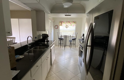 Braden River Condo | Astounding sunsets overlooking The Meadows Golf & Country Club