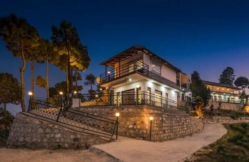 Lansdowne Bed & Breakfast | Astre Vue Resort