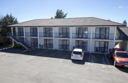 Springlands Hotel | ASURE Phoenix Motor Inn