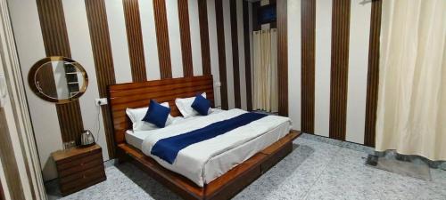 Rajgarhi Bed & Breakfast | Aswal Deluxe by StayApart