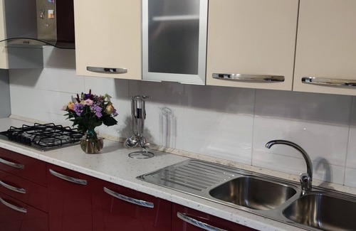 Sommariva del Bosco House | At the gates of the Langhe