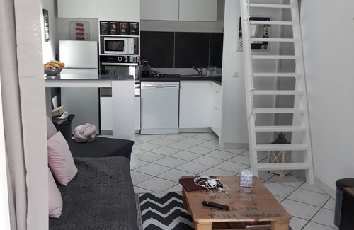 Ares House | At the gates of the Cap Ferret peninsula, a stone's throw from the Arcachon bay.