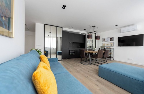 Bercy Apartment | Atelier, 2BR/2BA, 6 people