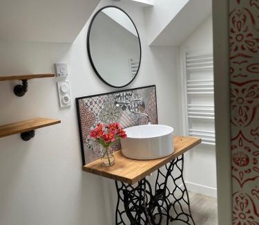 Montlucon Bed & Breakfast | Atelier St Jean