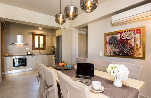 Kirianna Villa | Athena Villa, Family Paradise with Heated Pool