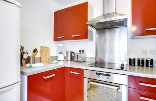 The Westside Apartment | Atlantis 1BDR - Netflix