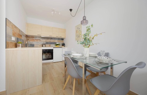 Bielany Apartment | Atmospheric Apartment for 5 Peoples in Warsaw by Noclegi Renters