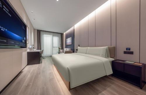 Haizhu Hotel | Atour Hotel Guangzhou Haizhu Taikoo Wharf-Free Shuttle Bus For Canton Fair-Self-service laundry 广州海珠太古仓亚朵酒店-广交会展期提供免费穿梭巴士