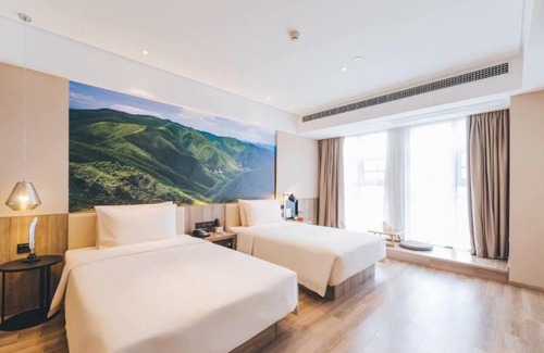 Jieyang Hotel | Atour Hotel (Puning High Speed Railway Station)