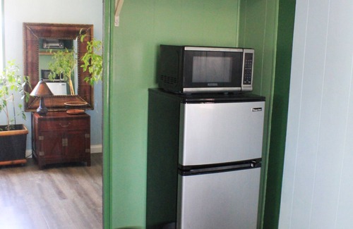 Palm Desert House | Attached casita in manufactured home bright clean comfortable WiFi no pet fee