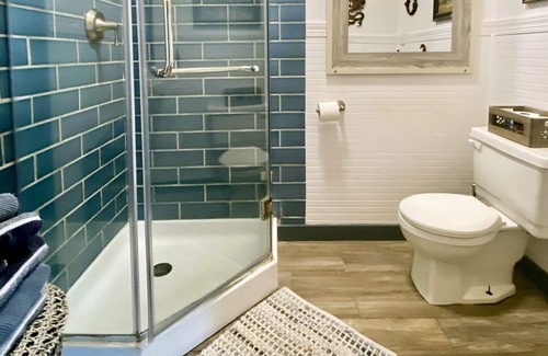 Sullivan's Island Cottage | Attached guest cottage/studio one short block from the beach.