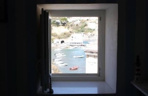 Ponza Apartment | Attic on the harbor, Corso Carlo Pisacane 99, Ponza