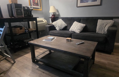 Bartlett House | Attitash, 2nd floor condo, 1 bed w/sleep sofa!