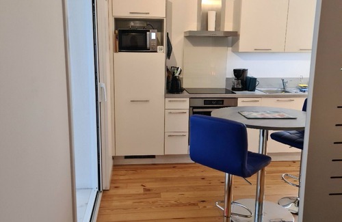 Rochefort House | Attractive single-storey house with garden, close to town center