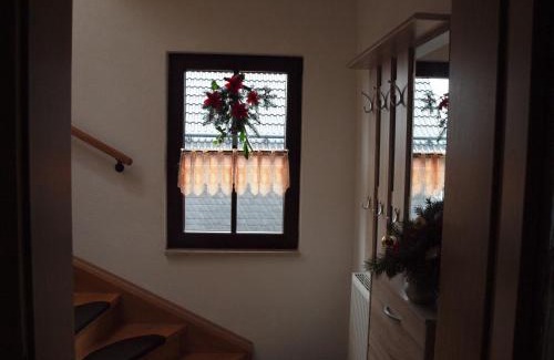 Neundorf Apartment | Attraktive FeWo in Rosenthal am Rennsteig