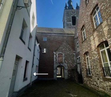 Thuin Apartment | Au beffroi