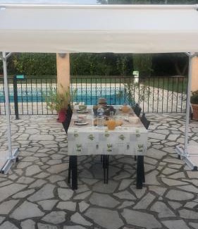 Passa Bed & Breakfast | AU MIMOSA - Chambre d'hôte Le Laurier