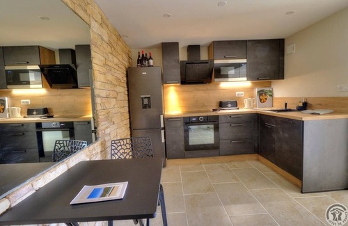 Charnay House | Au Petit Fontainebleau