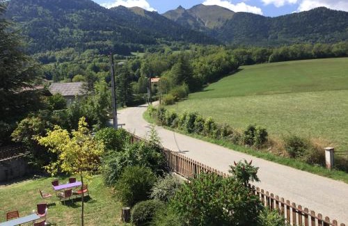 Lalley Hotel | Auberge du Grand Champ