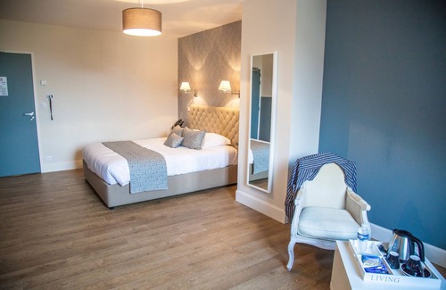 Manou Hotel | Auberge du Moulin à Vent, The Originals Relais